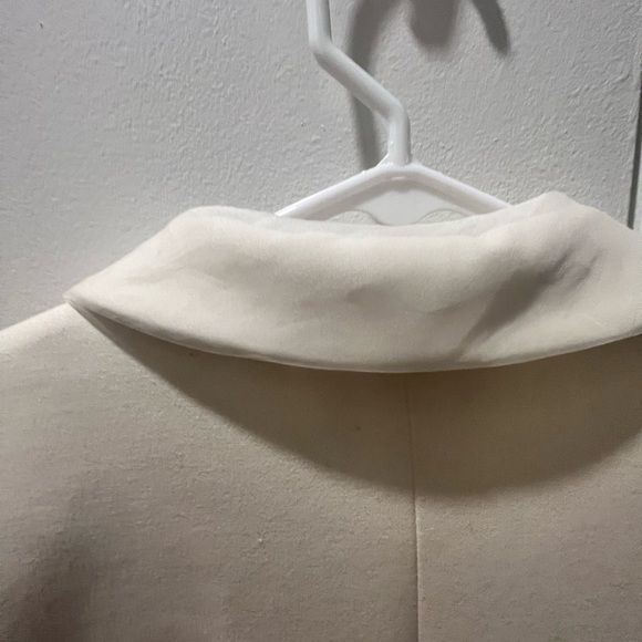 The Row Cream Blazer ✨ Size 10 - Picture 8 of 8